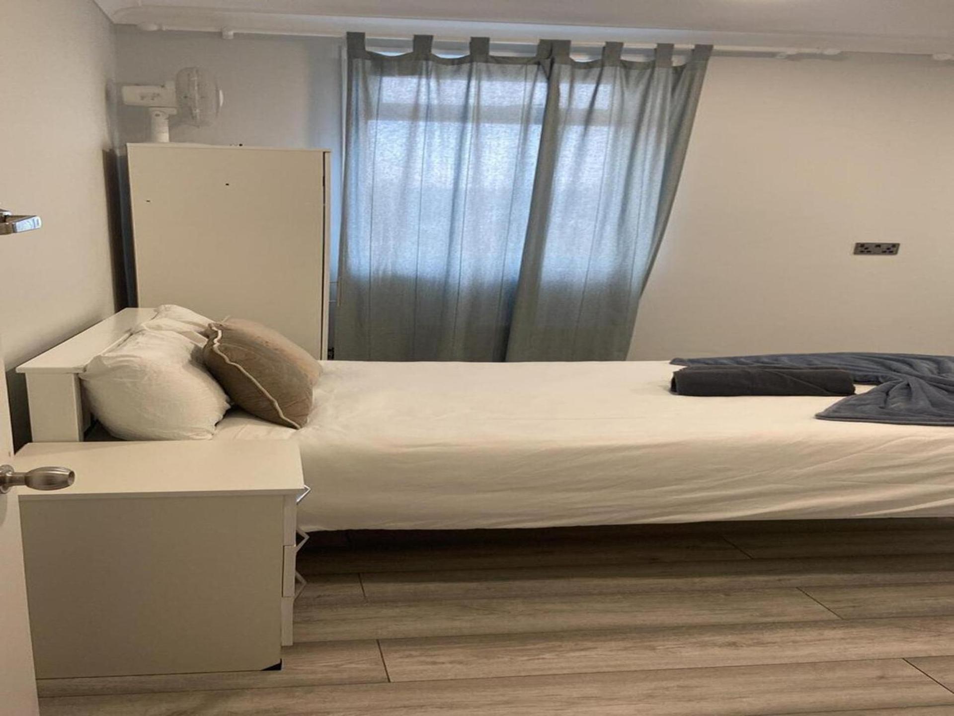 Captivating 1-bed In Apartment London